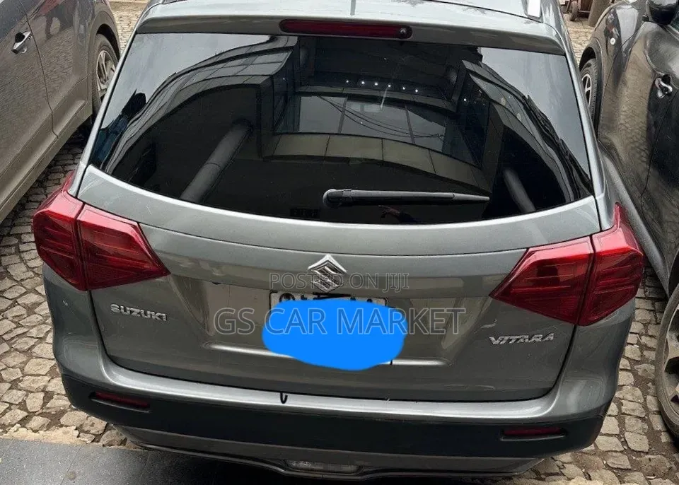 Suzuki Grand Vitara 2021 Silver