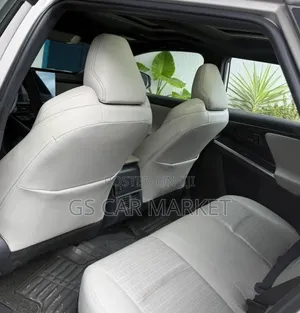 Toyota bZ4X 2023 Silver