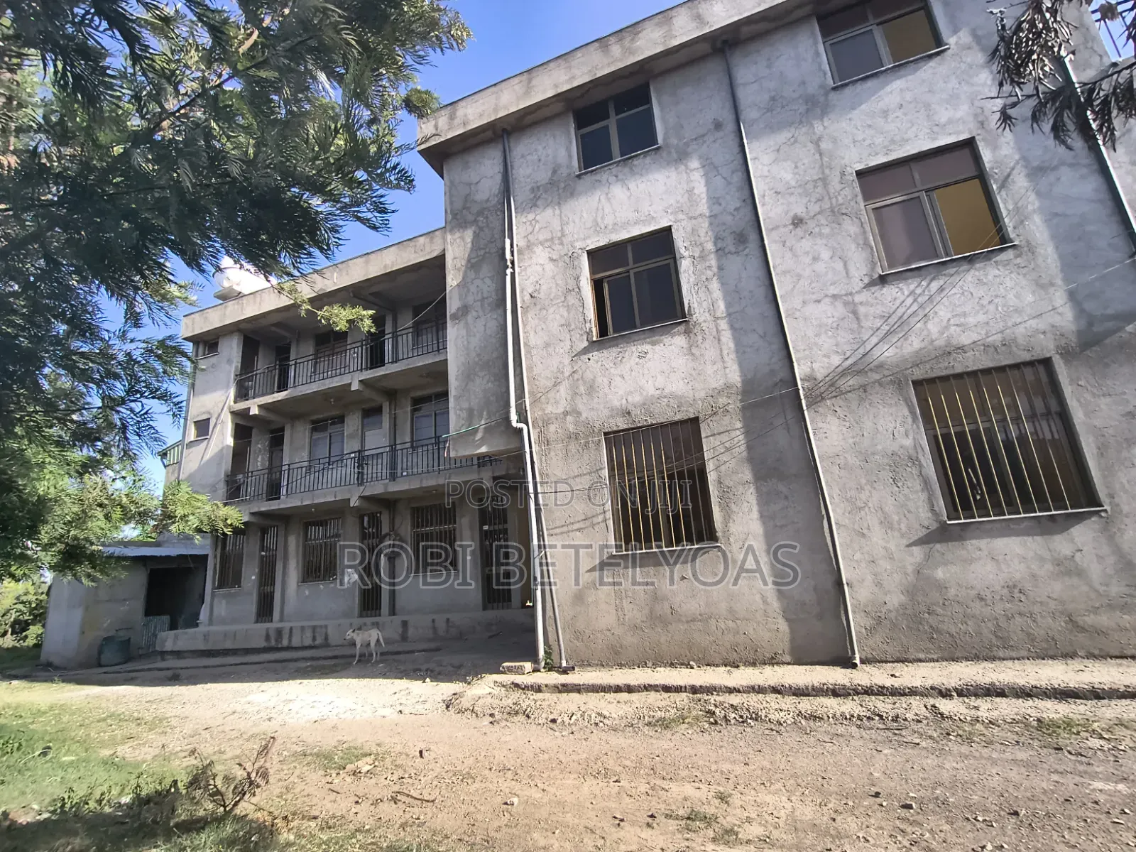 Furnished 20bdrm House in Warehouse, East Shewa for sale