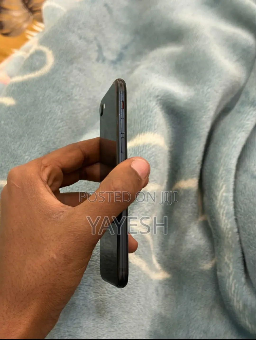 New Apple iPhone 8 64 GB Black