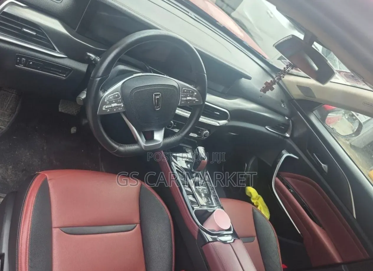 Bestune T77 1.2 FWD 2021 Red
