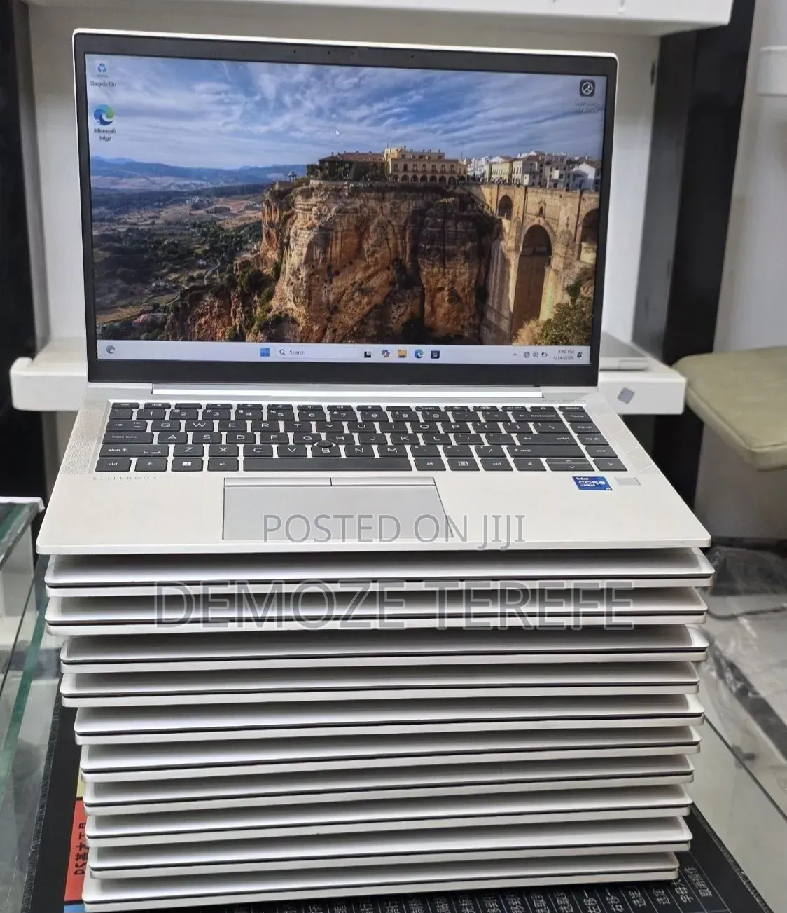 New Laptop HP EliteBook 840 G10 16GB Intel Core i7 SSD 512GB