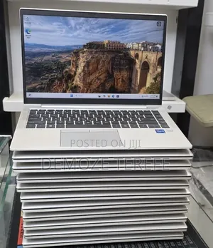 New Laptop HP EliteBook 840 G10 16GB Intel Core i7 SSD 512GB