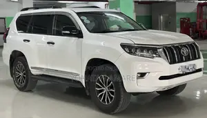 Toyota Land Cruiser Prado 2018 White