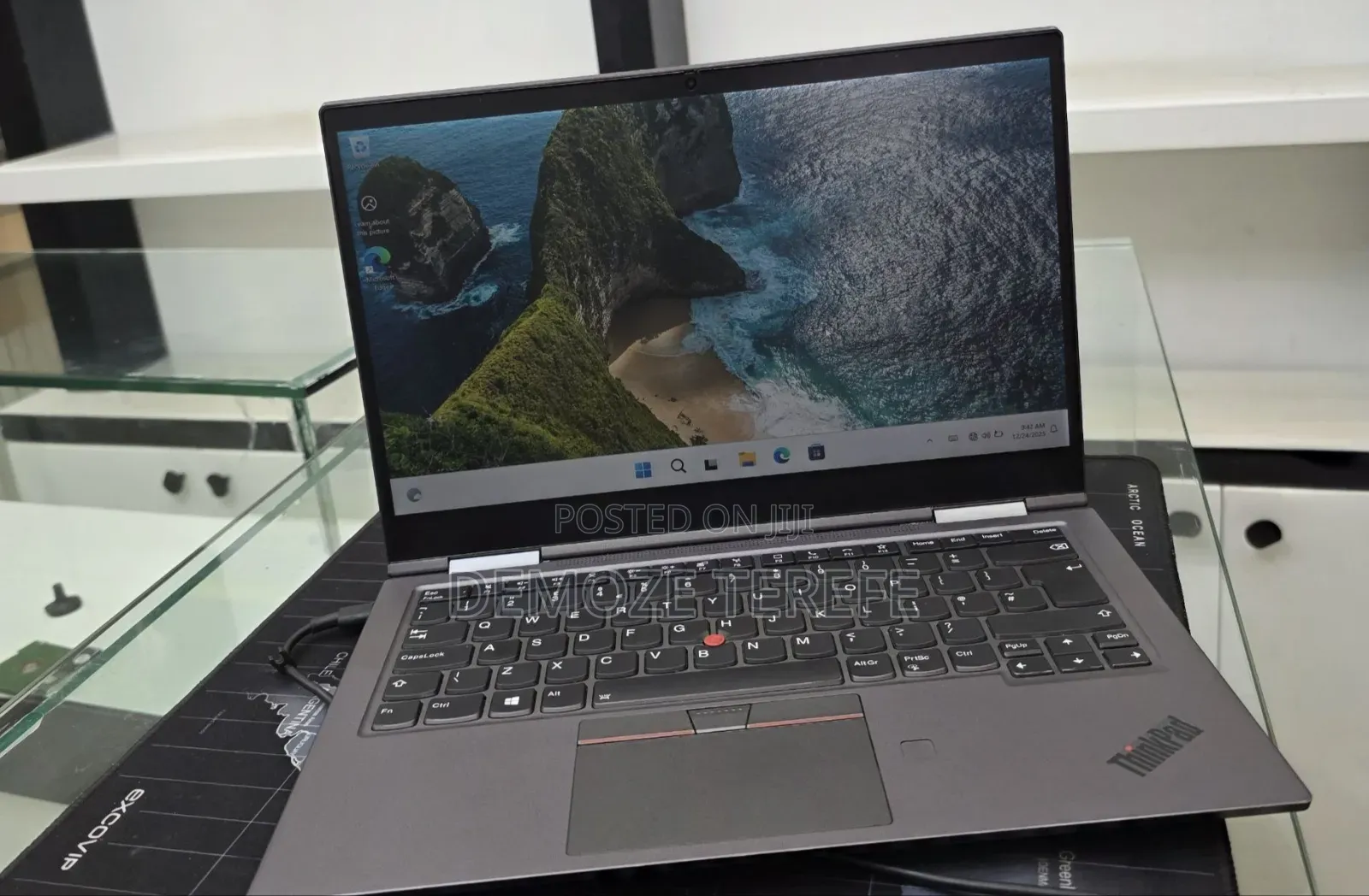 New Laptop Lenovo ThinkPad X1 Yoga 16GB Intel Core i7 SSD 512GB