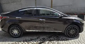 Hyundai Elantra 2014