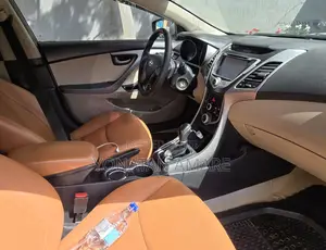 Hyundai Elantra 2014