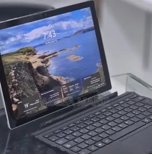 New Laptop Microsoft Surface Pro 3 8GB Intel Core i7 SSD 256GB