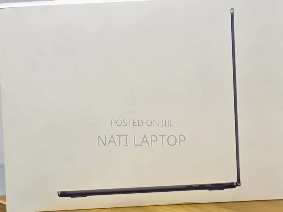 New Laptop Apple MacBook Air 2026 M5 16GB Apple M5 SSD 512GB