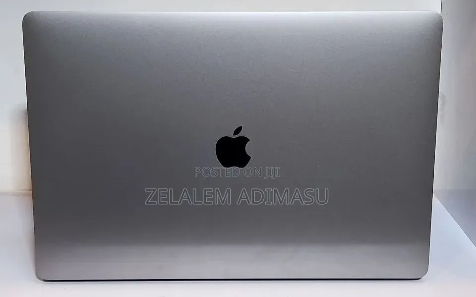 New Laptop Apple MacBook Pro 2019 32GB Intel Core i9 SSD 1T