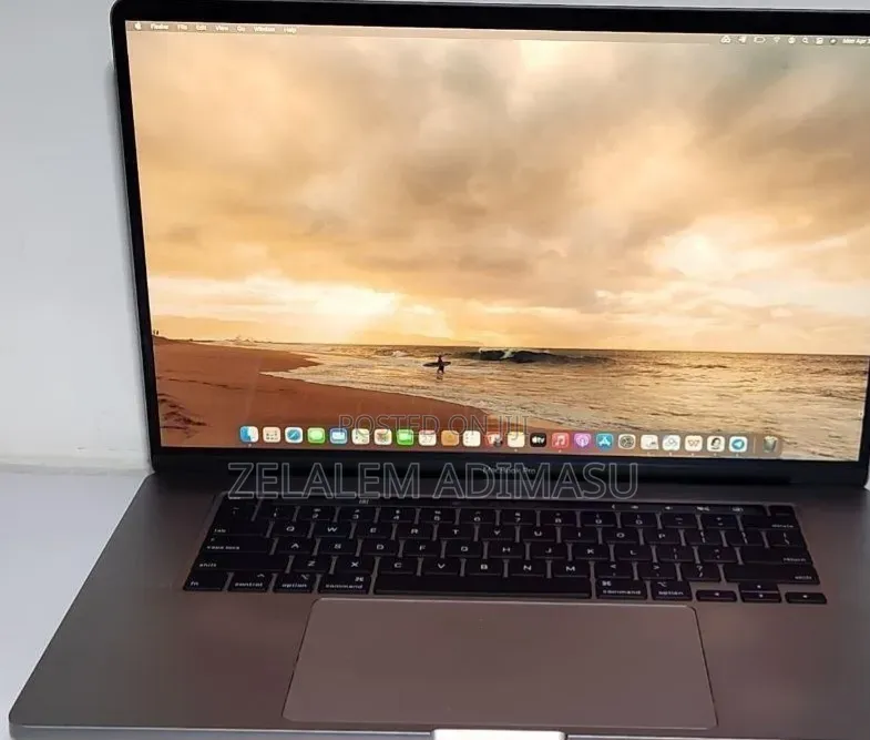 New Laptop Apple MacBook Pro 2019 32GB Intel Core i9 SSD 1T