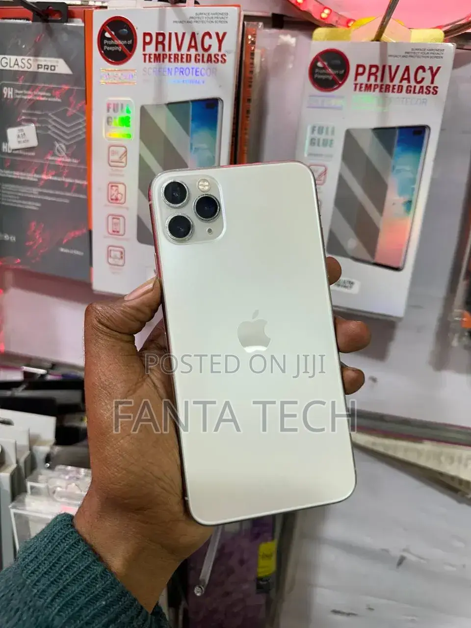 New Apple iPhone 11 Pro Max 256 GB White