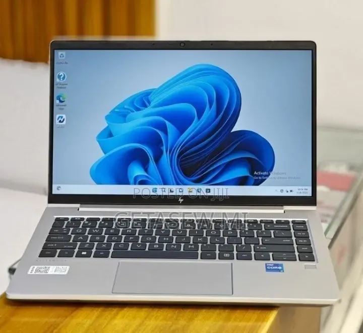 New Laptop HP EliteBook 840 G10 16GB Intel Core i7 SSD 512GB