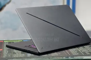 New Laptop Asus ROG Zephyrus G16 16GB Intel Core Ultra 9 SSD 1T