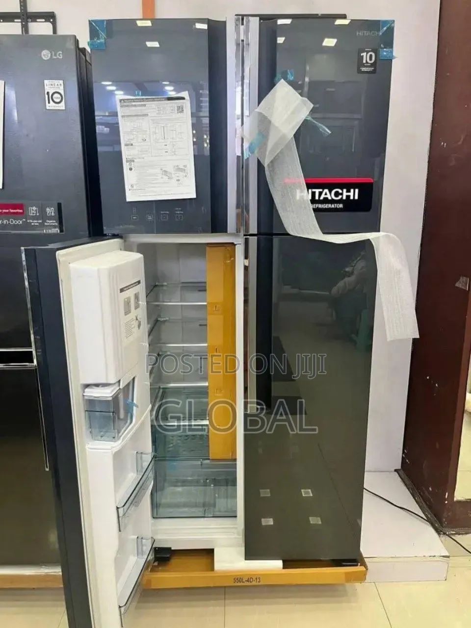 Hitachi Side by Side 640l Fridge