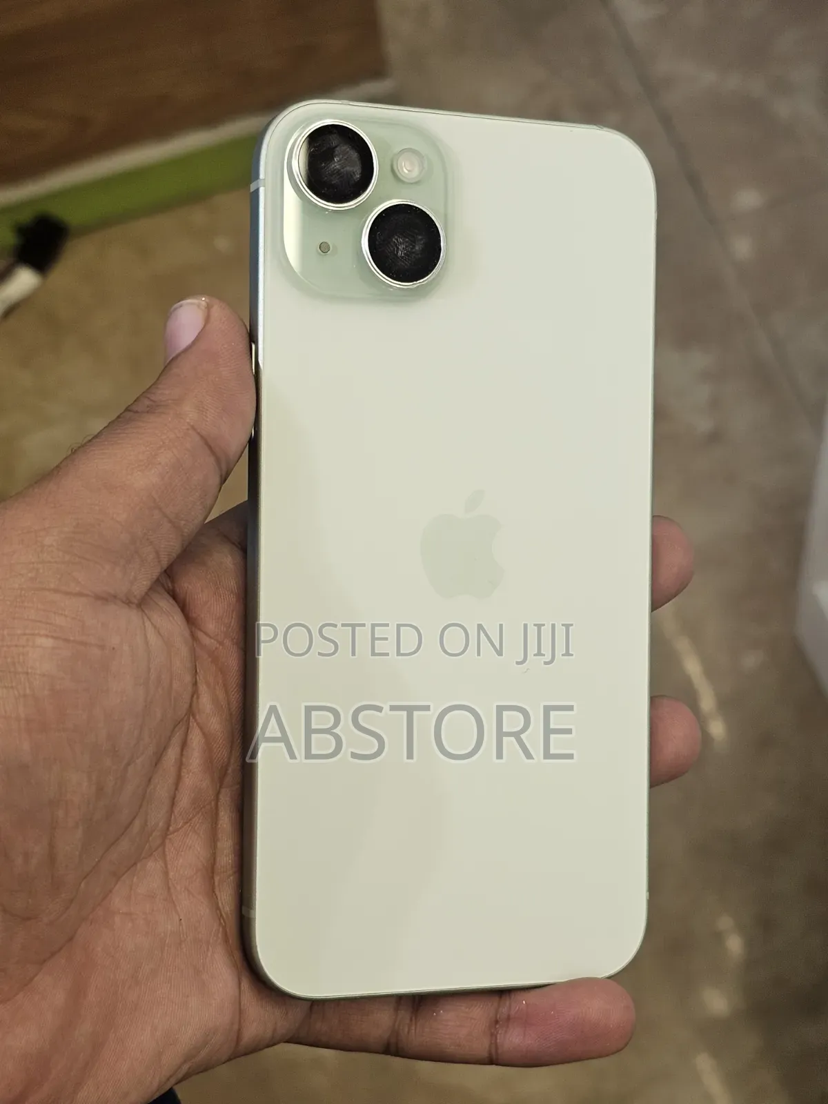 New Apple iPhone 15 Plus 128 GB Yellow