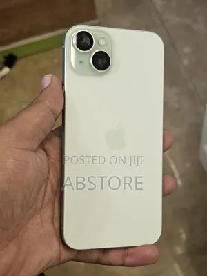 New Apple iPhone 15 Plus 128 GB Yellow
