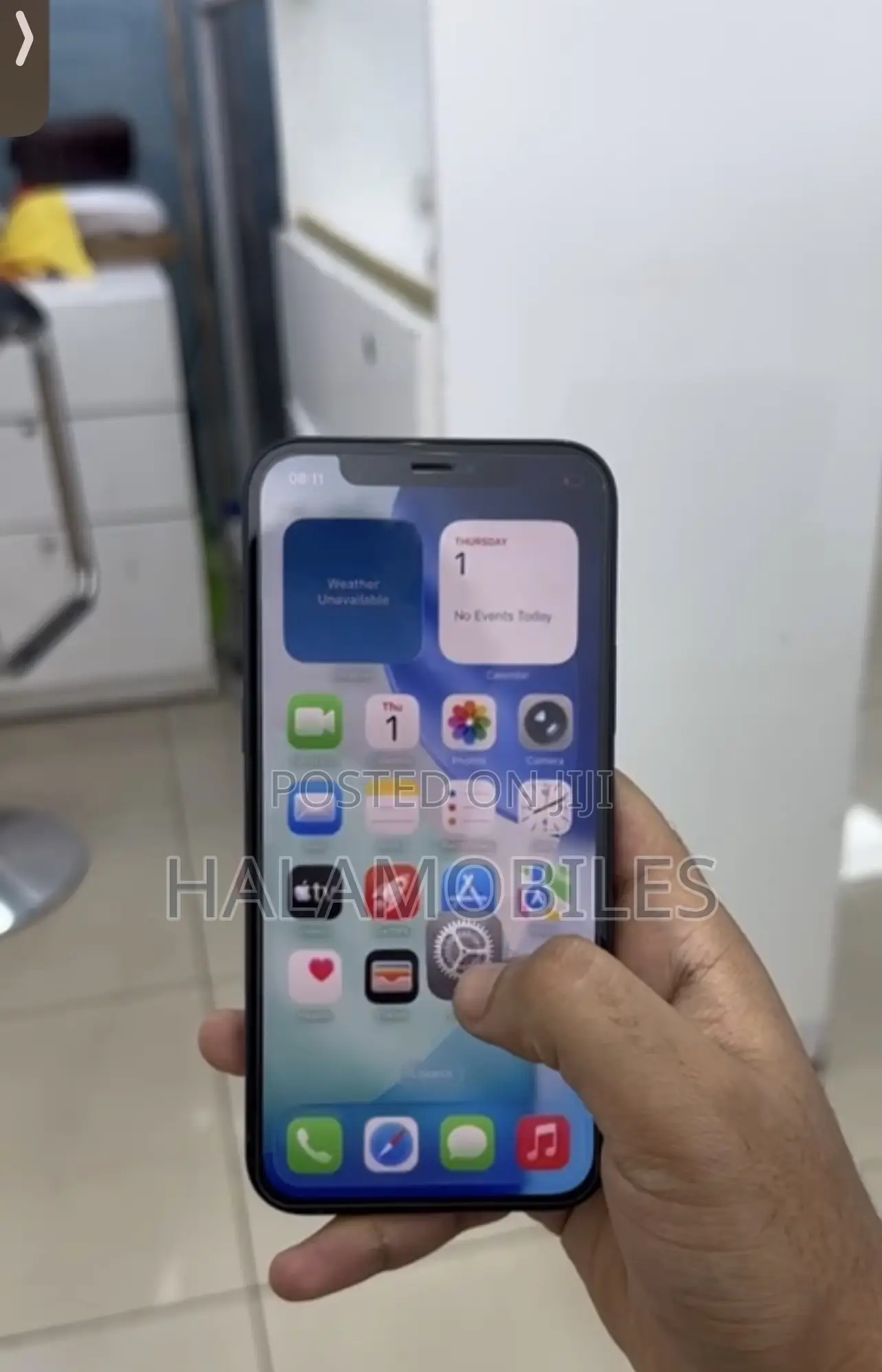 Apple iPhone 12 64 GB Black