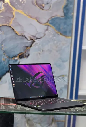 New Laptop Asus ROG Zephyrus G15 16GB Intel Core Ultra 9 SSD 1T