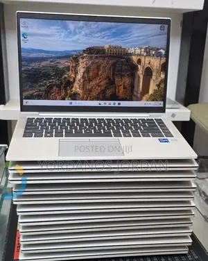 New Laptop HP EliteBook 840 G10 16GB Intel Core i7 SSD 512GB