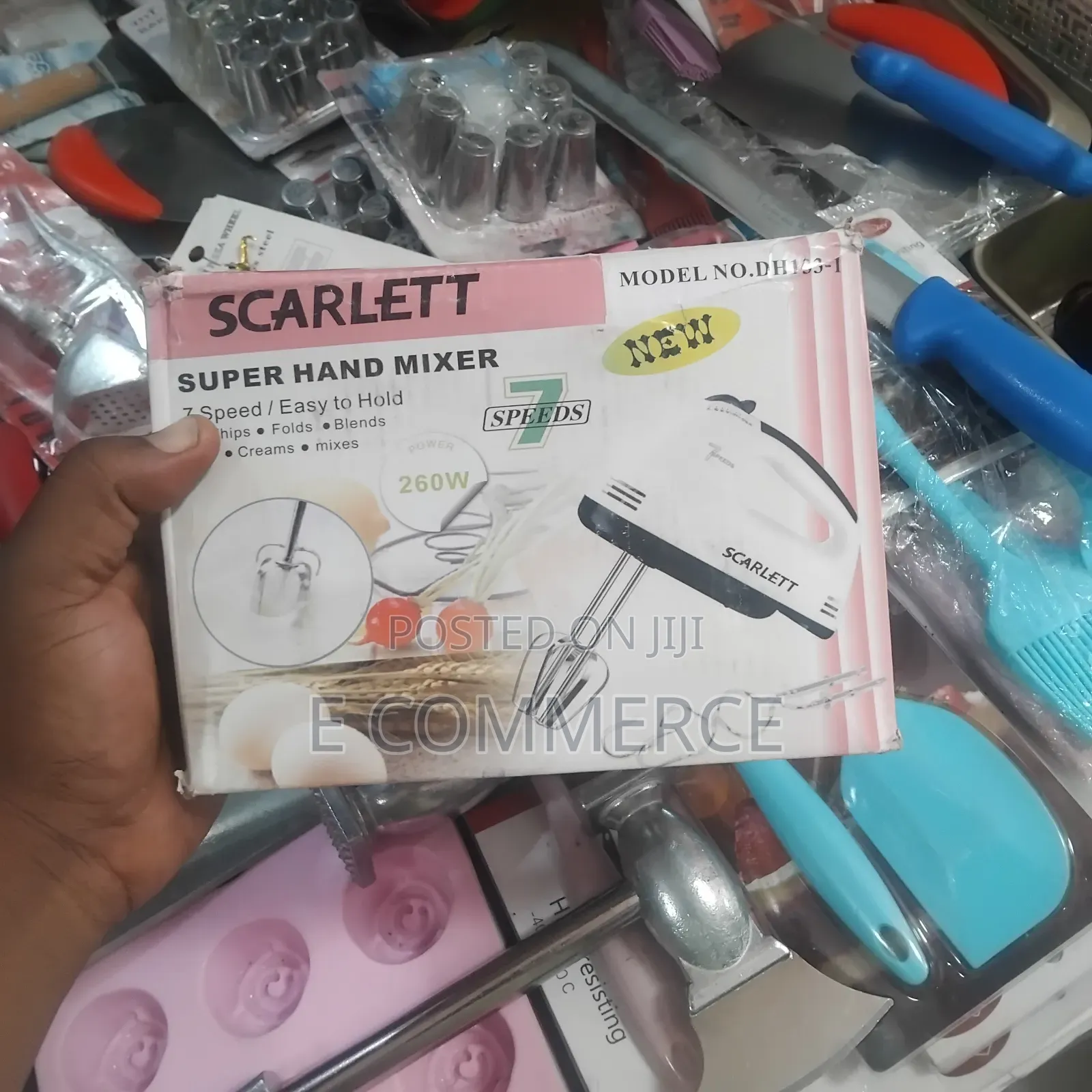 Hand Mixer የእንቁላል እና ሊጥ እንዲሁም ክሬም ለማዘጋጀት
