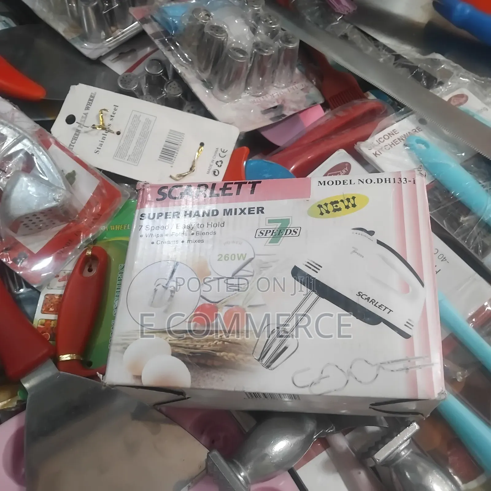 Hand Mixer የእንቁላል እና ሊጥ እንዲሁም ክሬም ለማዘጋጀት