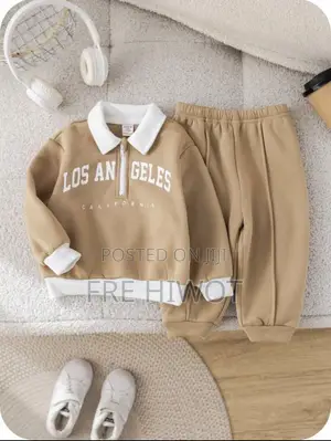 Baby Boy/Girl Brown Long Sleeve Sweatshirt and Pants Two Pieces Set