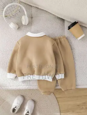 Baby Boy/Girl Brown Long Sleeve Sweatshirt and Pants Two Pieces Set