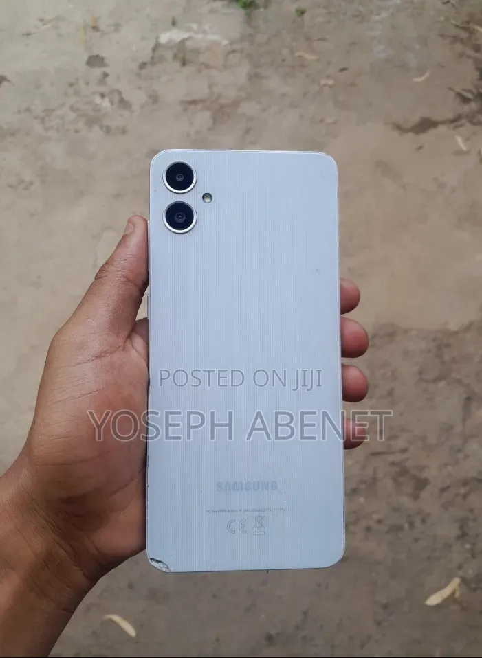 Samsung Galaxy A05 64 GB White