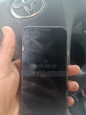 Apple iPhone 11 64 GB Black