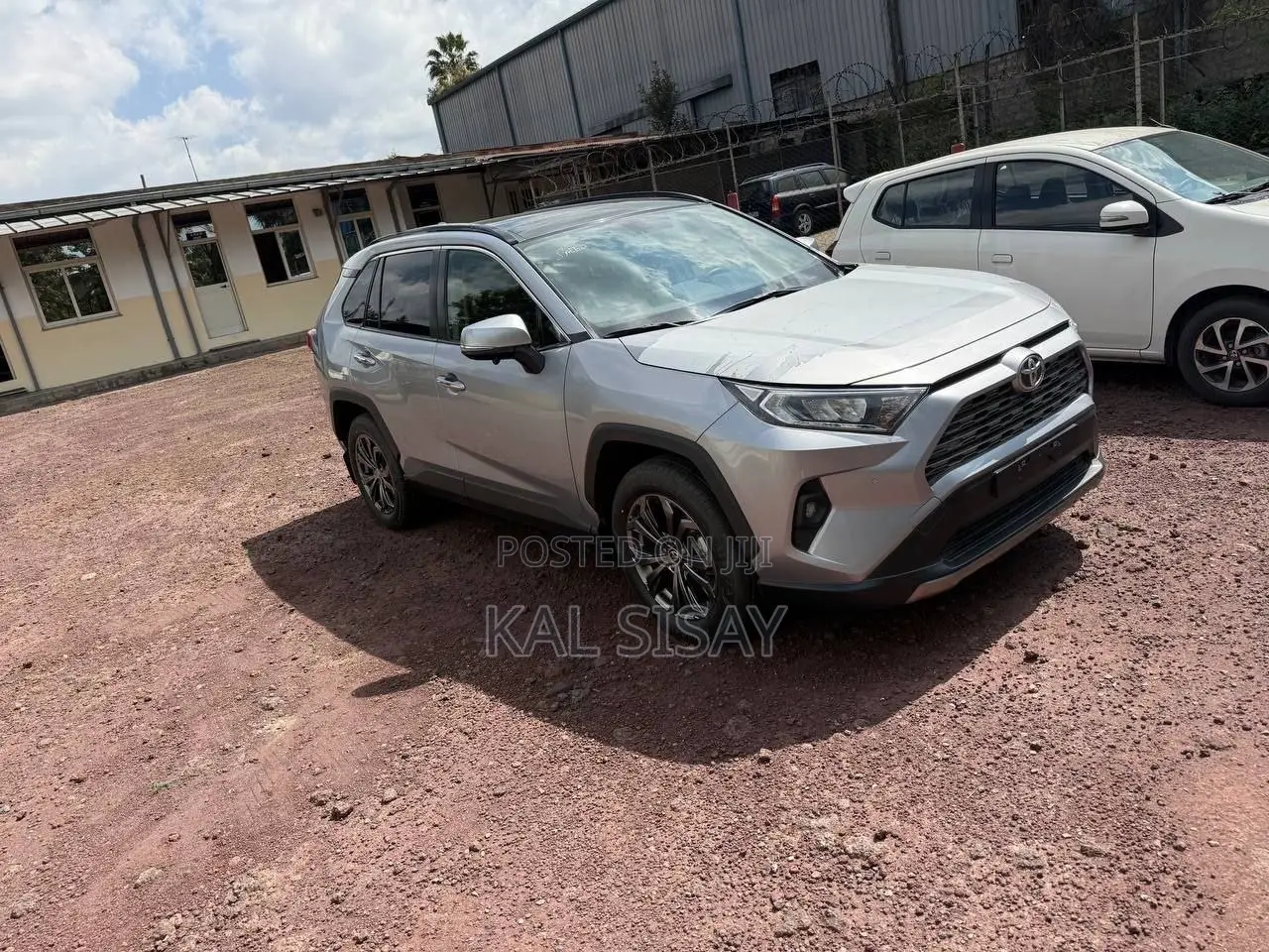 Toyota RAV4 2022 Silver