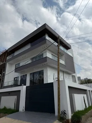 Furnished 7bdrm Townhouse/Terrace in መገናኛ አካባቢ, Yeka for sale