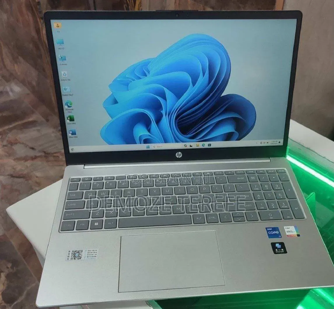 New Laptop HP Stream Notebook 16GB Intel Core i7 SSD 1T
