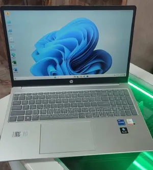 New Laptop HP Stream Notebook 16GB Intel Core i7 SSD 1T