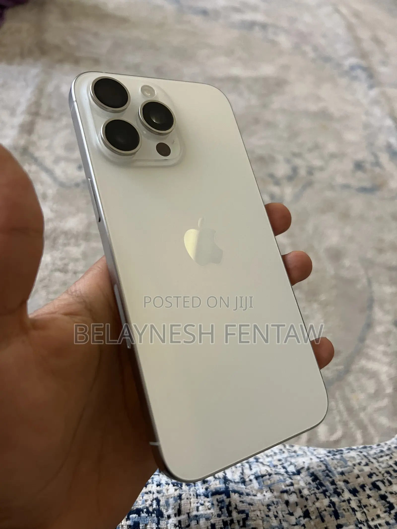 New Apple iPhone 15 256 GB White