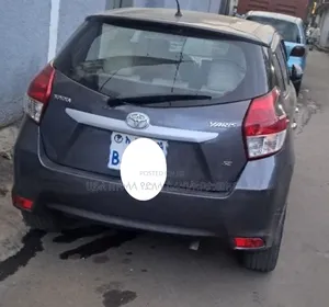 Toyota Yaris 2014 Gray