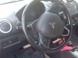 Mitsubishi Attrage 2021 Gray