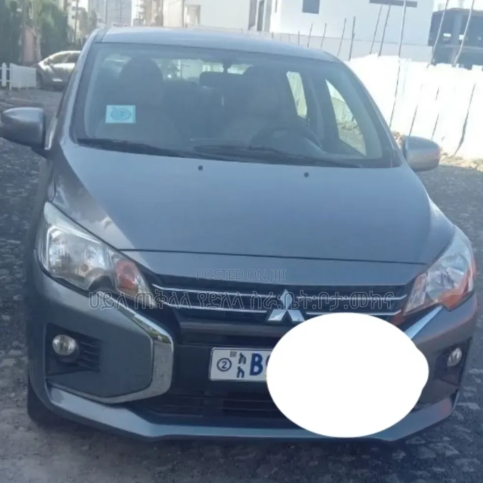 Mitsubishi Attrage 2021 Gray