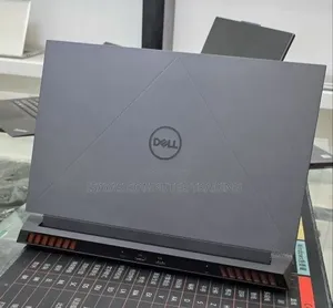 New Laptop Dell G15 5511 16GB Intel Core i7 SSD 1T