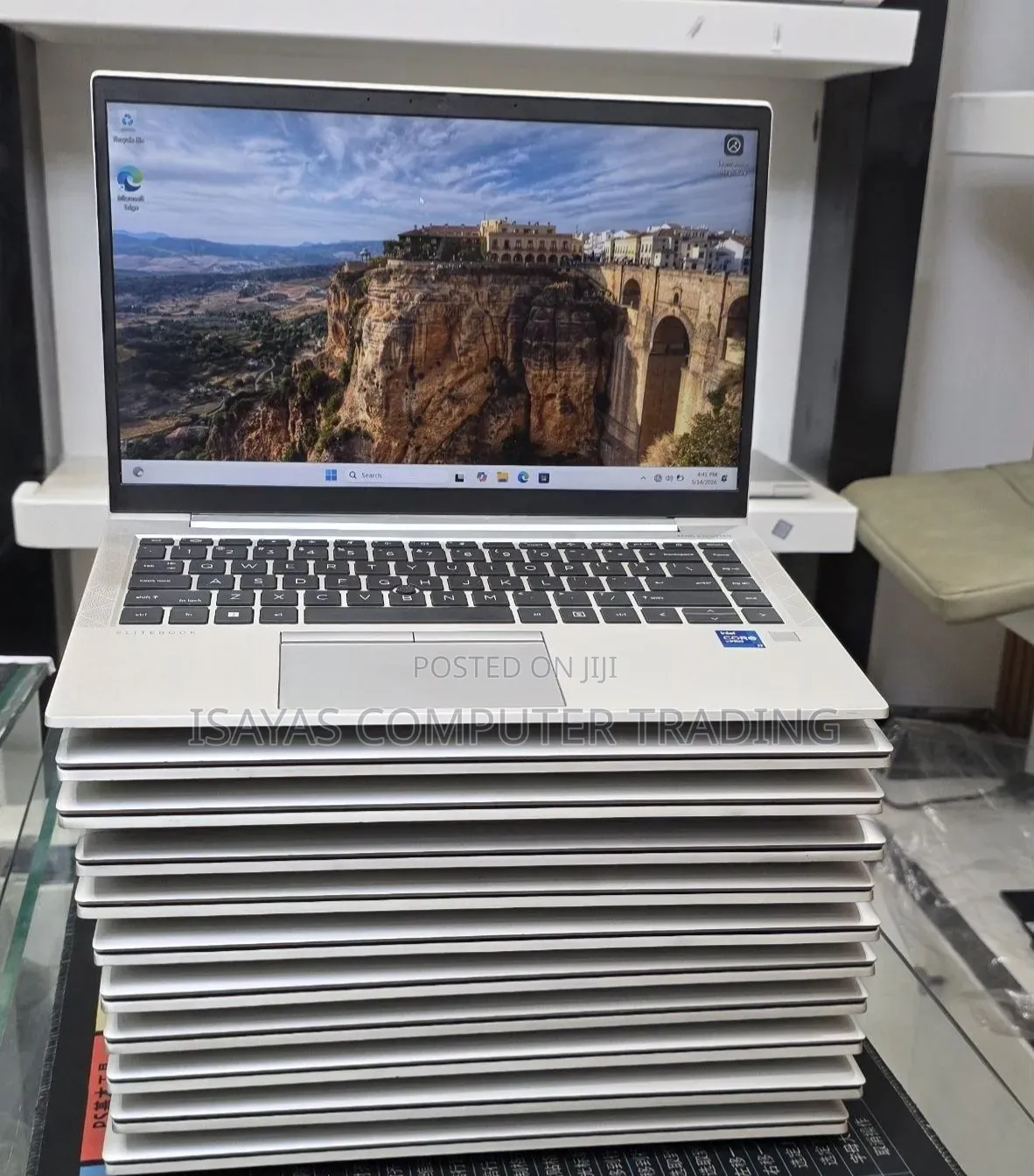 New Laptop HP EliteBook 840 G10 16GB Intel Core i7 SSD 1T