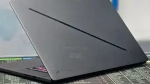 New Laptop Asus ROG Zephyrus G16 16GB Intel Core Ultra 9 SSD 1T