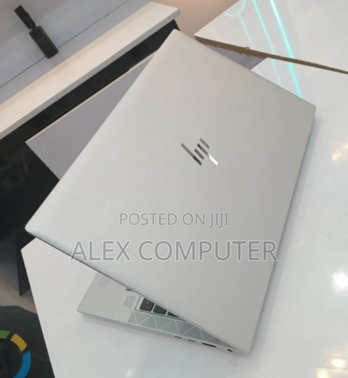 New Laptop HP EliteBook 840 G8 16GB Intel Core i5 SSD 512GB