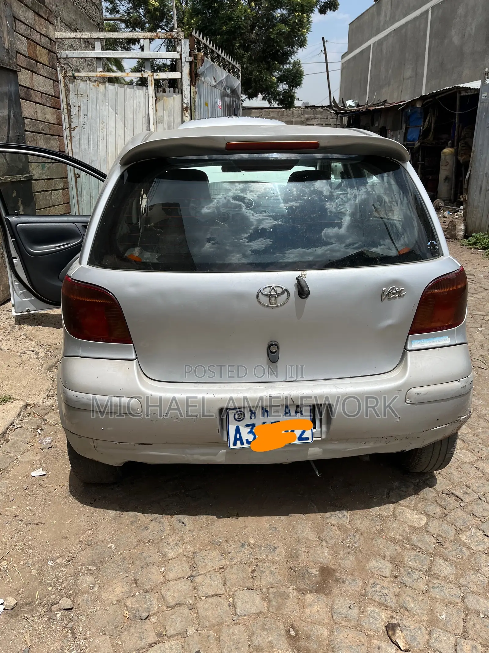 Toyota Vitz 1.0 FWD 5dr 2002 Silver