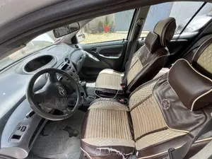 Toyota Vitz 1.0 FWD 5dr 2002 Silver