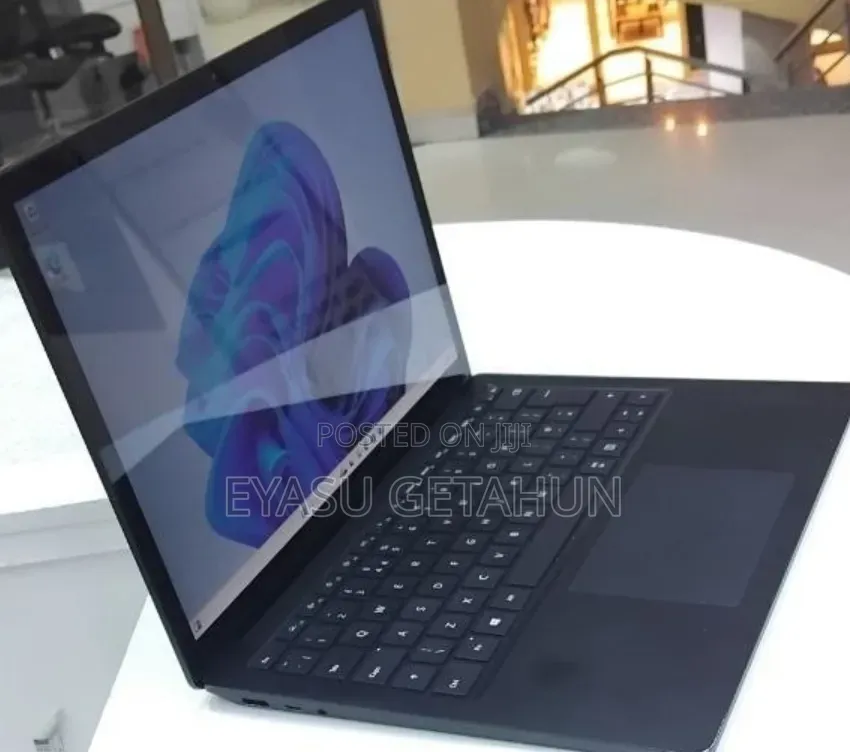 New Laptop Microsoft Surface Laptop 4 16GB Intel Core i7 SSD 512GB