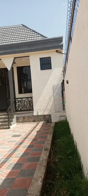 3bdrm Villa in Oromia-Finfinne for sale