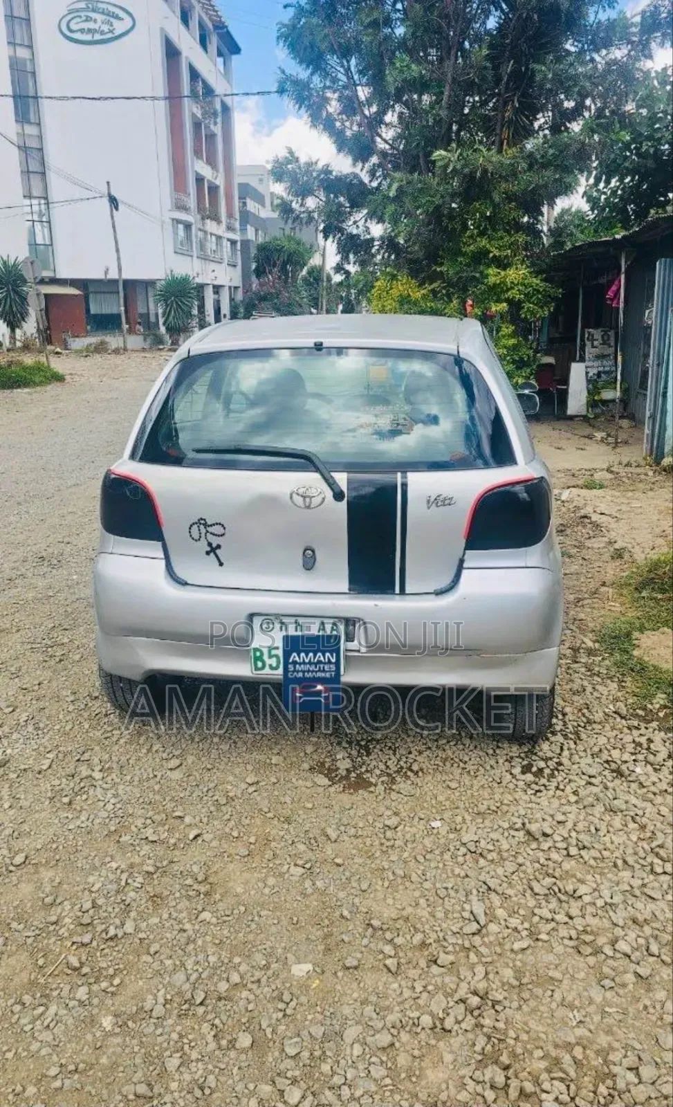 Toyota Vitz 2001 Silver