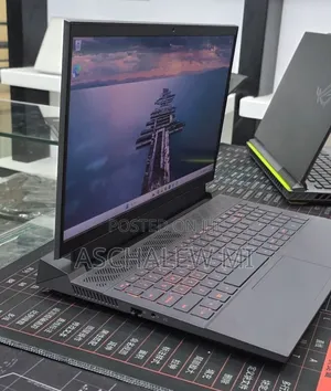 New Laptop Dell G15 5511 16GB Intel Core i7 SSD 1T