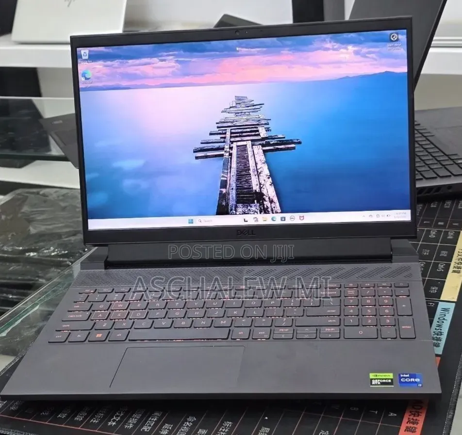 New Laptop Dell G15 5511 16GB Intel Core i7 SSD 1T