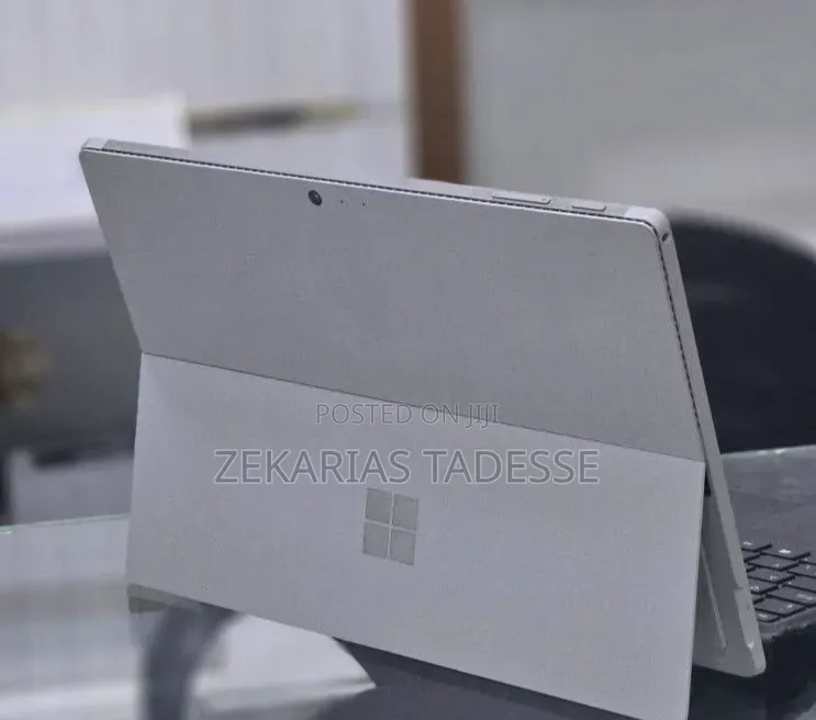 New Laptop Microsoft Surface Pro 3 8GB Intel Core i7 SSD 256GB